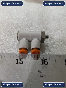 SMC 12763-03 Double Elbow Fitting – actual item, photo 6 of 8