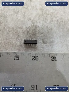 Hitachi HD74LS74AP Integrated Circuit – actual item, photo 2 of 5