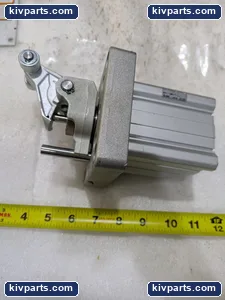 SMC RS2H63-30DM-M9B3 Stopper Cylinder – actual item, photo 3 of 5