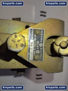 General Electric IC2820A100 Relay – actual item, photo 4 of 6