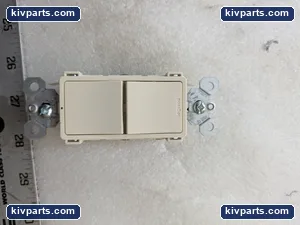 Pass & Seymour RCD33LA radiantCombination – actual item, photo 7 of 9