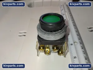 Allen-Bradley 800H-AR Green Push Button – actual item, photo 4 of 5