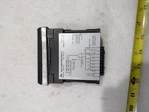 Red Lion APLVD400 Controls