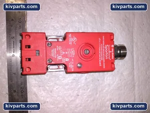 Allen-Bradley Safety Interlocking Switch – actual item, photo 2 of 4