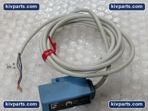 Mazak FE8B-DB6-908 Connector – actual item, photo 3 of 5