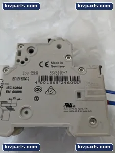 Siemens 5ST3010 Auxiliary Circuit Switch – actual item, photo 2 of 5