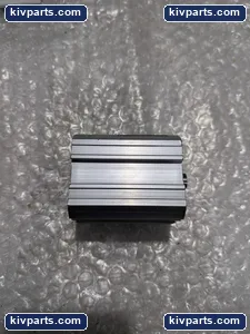 Parker P1J-S032DS-0025 Pneumatic Compact Cylinder – actual item, photo 4 of 5