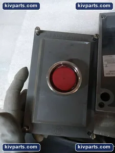 Allen-Bradley 800H-1HZ4R Bulletin Pushbutton Enclosure – actual item, photo 10 of 10