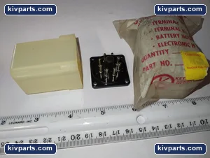Keystone Electronics 664 Plug – actual item, photo 4 of 5