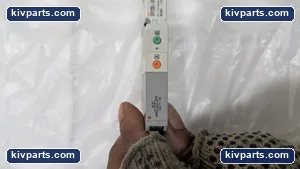 SMC SV1200-5FU Pneumatic Component – actual item, photo 5 of 5