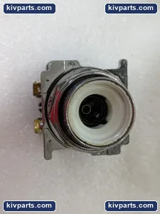 Eaton 10250T414L-GR Pushbutton – actual item, photo 3 of 5