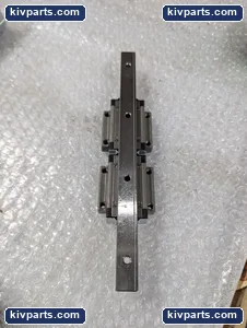 THK HSR15 2 Flanged Ball Carriage Blocks – actual item, photo 3 of 6