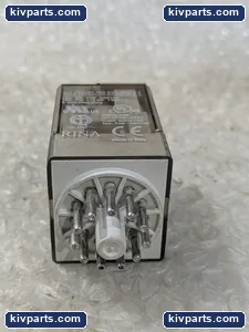 Allen-Bradley 700-HA33A1 Relay – actual item, photo 3 of 5