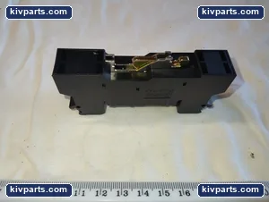 Phoenix Contact 2-PE/L Terminal Block – actual item, photo 2 of 4