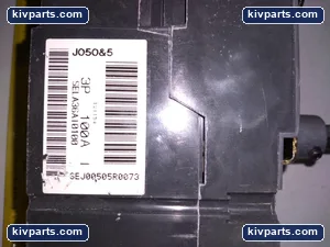 General Electric SAT1 Circuit Breaker – actual item, photo 5 of 6
