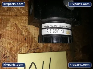 Watts R10-02AP M3 Pneumatic Pressure Regulator – actual item, photo 2 of 3