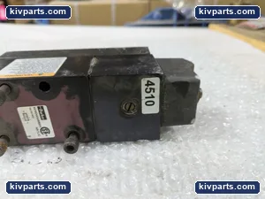 Parker 4510CHXXABBE53 Pneumatic Solenoid Valve – actual item, photo 3 of 6