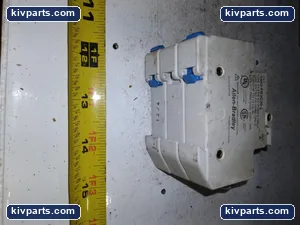 Allen-Bradley 1492-FB3C30-L Class CC Fuses – actual item, photo 4 of 5