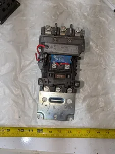Allen-Bradley 595-A Auxiliary Contact