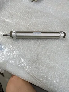 SMC CM2B32-75 Cylinder – actual item, photo 1 of 6