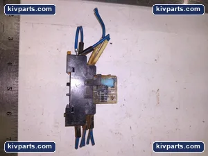 Omron G2R-2-SND 14Z5C with Socket – actual item, photo 2 of 4