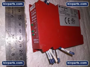 Allen-Bradley MSR126-1R Guard Master – actual item, photo 3 of 5