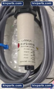 Omron E3F2-DS10B4-N Photoelectric Sensor – actual item, photo 4 of 5