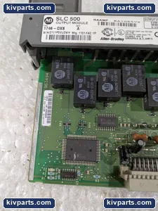 Allen-Bradley 1746-OX8 500 Isolated Relay Output Module – actual item, photo 7 of 11