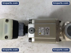 CKD CVS2-25A-05-03RS-3 Solenoid Valve – actual item, photo 4 of 7