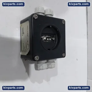 Schneider Electric TSXFPACC4 IP65 Industrial Control – actual item, photo 4 of 5