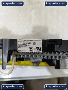 Square D QO124L200PDL Circuit Breaker – actual item, photo 4 of 8