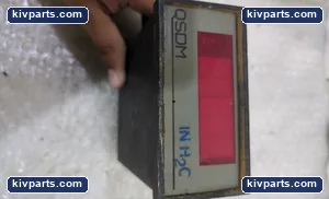 Qsdm 4700-KOBL LED Panel Meter Red Display – actual item, photo 3 of 4