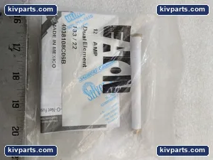 Eaton 4038108C06B Dual Element Bay-O-Net Fuse – actual item, photo 3 of 6