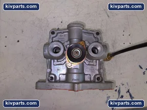 Bendix 296914 Valve – actual item, photo 3 of 5