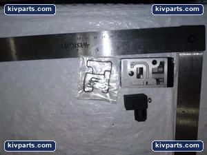 MAC 45A-0AC Valves – actual item, photo 2 of 7