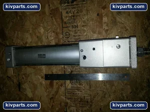 SMC MDNBB80TN-300-D Pneumatic Air Cylinder – actual item, photo 2 of 6