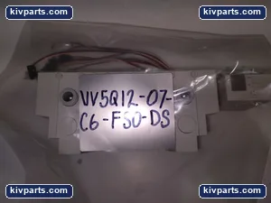 SMC VV5Q12-07-C6-FS0-DS VQ1000 Solenoid Valve – actual item, photo 3 of 4
