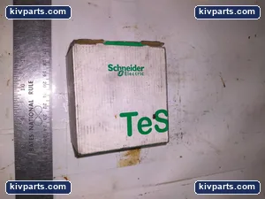 Schneider Electric LUCB32FU Tesys Class 10 – actual item, photo 7 of 8