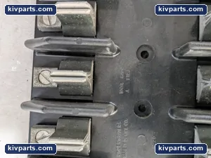 Underwriters 11220 Safety Device Fuse Block Holder – actual item, photo 3 of 6