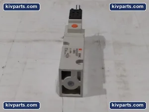 SMC VQZ225Y-5M0 Pneumatic Solenoid Valve – actual item, photo 2 of 5