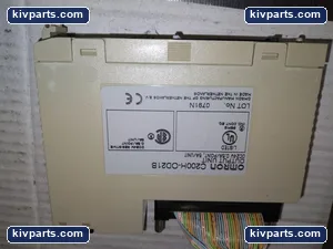 Omron C200H-OD21B PLC – actual item, photo 2 of 4