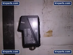 Keyence SR-652 Network Switch – actual item, photo 3 of 7