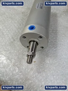 SMC NCDGBN63-0500-XC6 Pneumatic Air Cylinder – actual item, photo 3 of 5