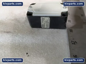 Siemens 3SE2 Position Limit Switch – actual item, photo 6 of 11