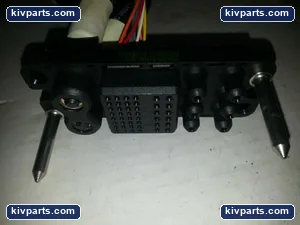TE Connectivity 296-22-01100 Rectangular Power Connector – actual item, photo 4 of 4