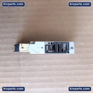 SMC VQZ225Y-5M0 Pneumatic Solenoid Valve – actual item, photo 6 of 7