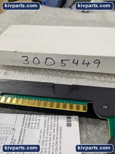 Allen-Bradley 1492-CM1771-LD011 Swing-Arm Conversion Module – actual item, photo 2 of 7