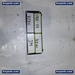 Xilinx XC3042-100PC84C Integrated Circuit – actual item, photo 3 of 3