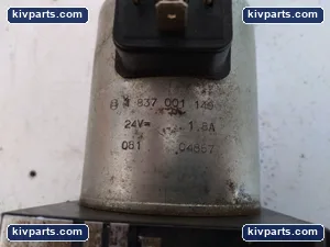 Bosch 9810232452 Directional Solenoid Valve – actual item, photo 2 of 5