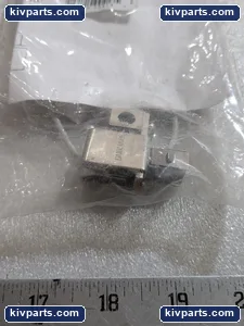 Eaton ARP00035CHJ Meter Socket – actual item, photo 3 of 5